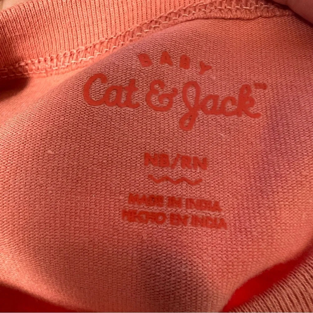 Cat & Jack Size NB  Baby Boy Short Sleeve One Piece Romper & Baby  Footed Pajama